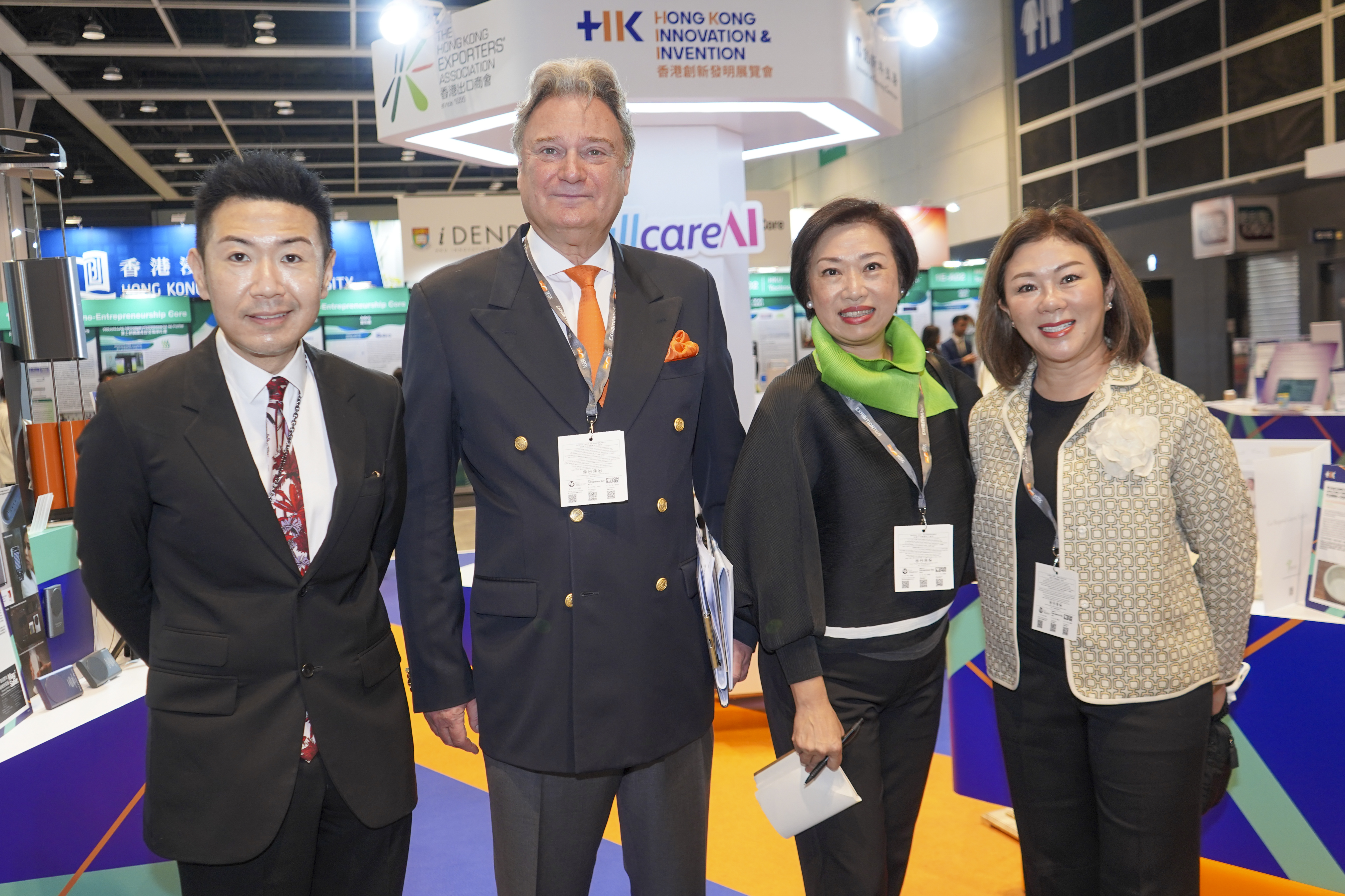 (From Left to right: 1) Eric Sun, Chairman of the Hong Kong Exporters